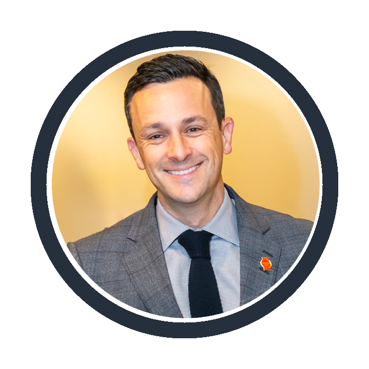 Jeff Headshot Circle_navy